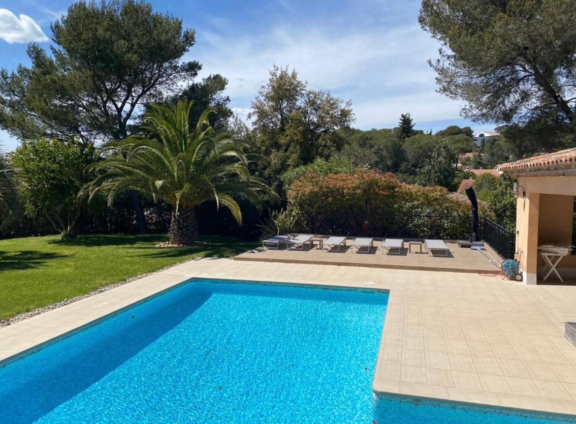 Belle Villa Dans Clos Prive - Saint Raphael Boulouris Exteriör bild