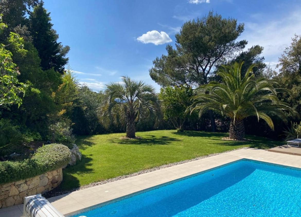 Belle Villa Dans Clos Prive - Saint Raphael Boulouris Exteriör bild