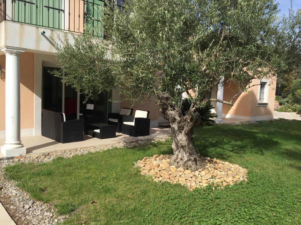 Belle Villa Dans Clos Prive - Saint Raphael Boulouris Exteriör bild