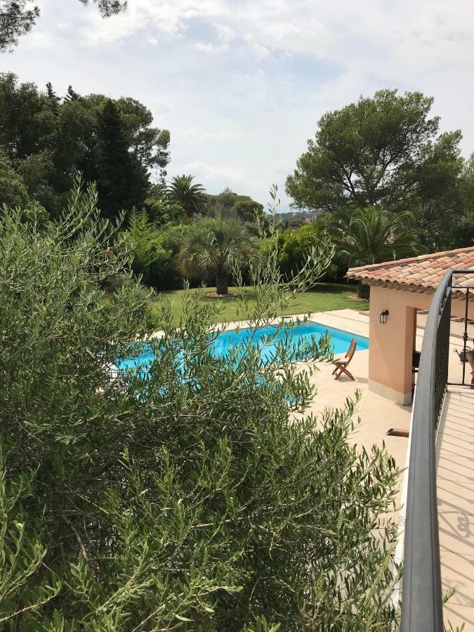 Belle Villa Dans Clos Prive - Saint Raphael Boulouris Exteriör bild